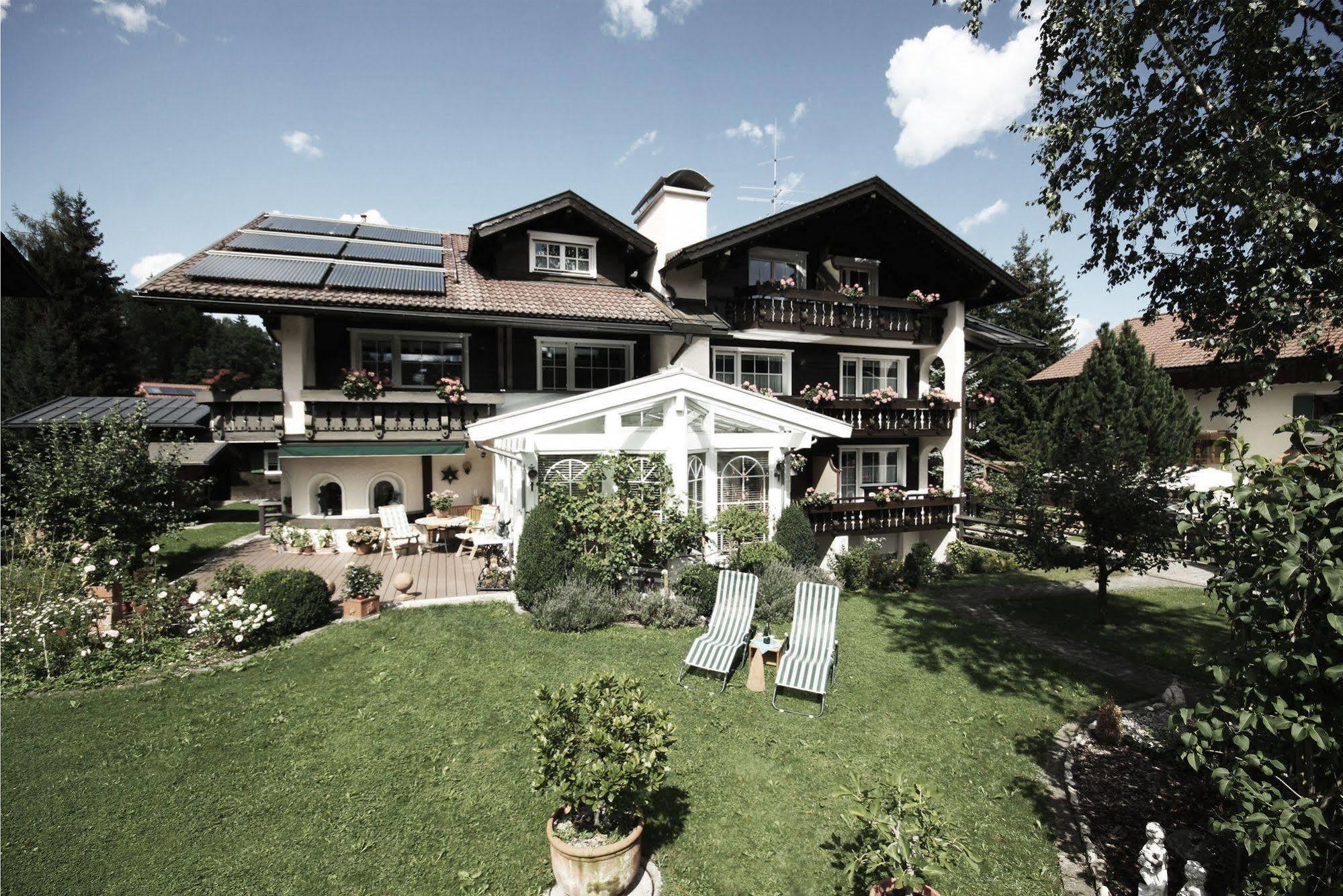 Haus Susanne - Top-Ferienwohnungen - Sommer-Bergbahn Inklusive 上迈塞尔施泰因 外观 照片